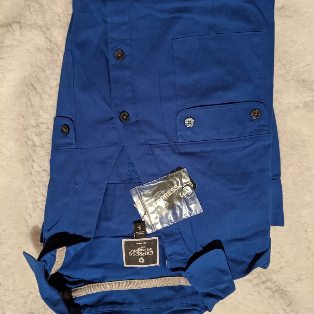 Express Essentials Button Down Shirt - Picture 2 of 4